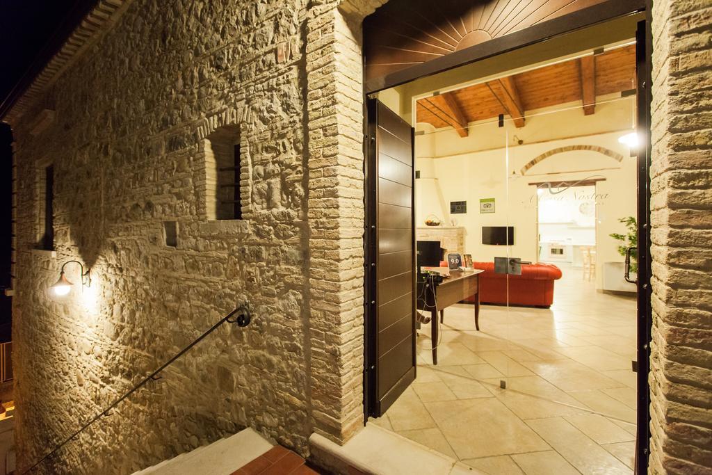 לינה וארוחת בוקר Candela A Casa Nostra Residenza Di Charme מראה חיצוני תמונה